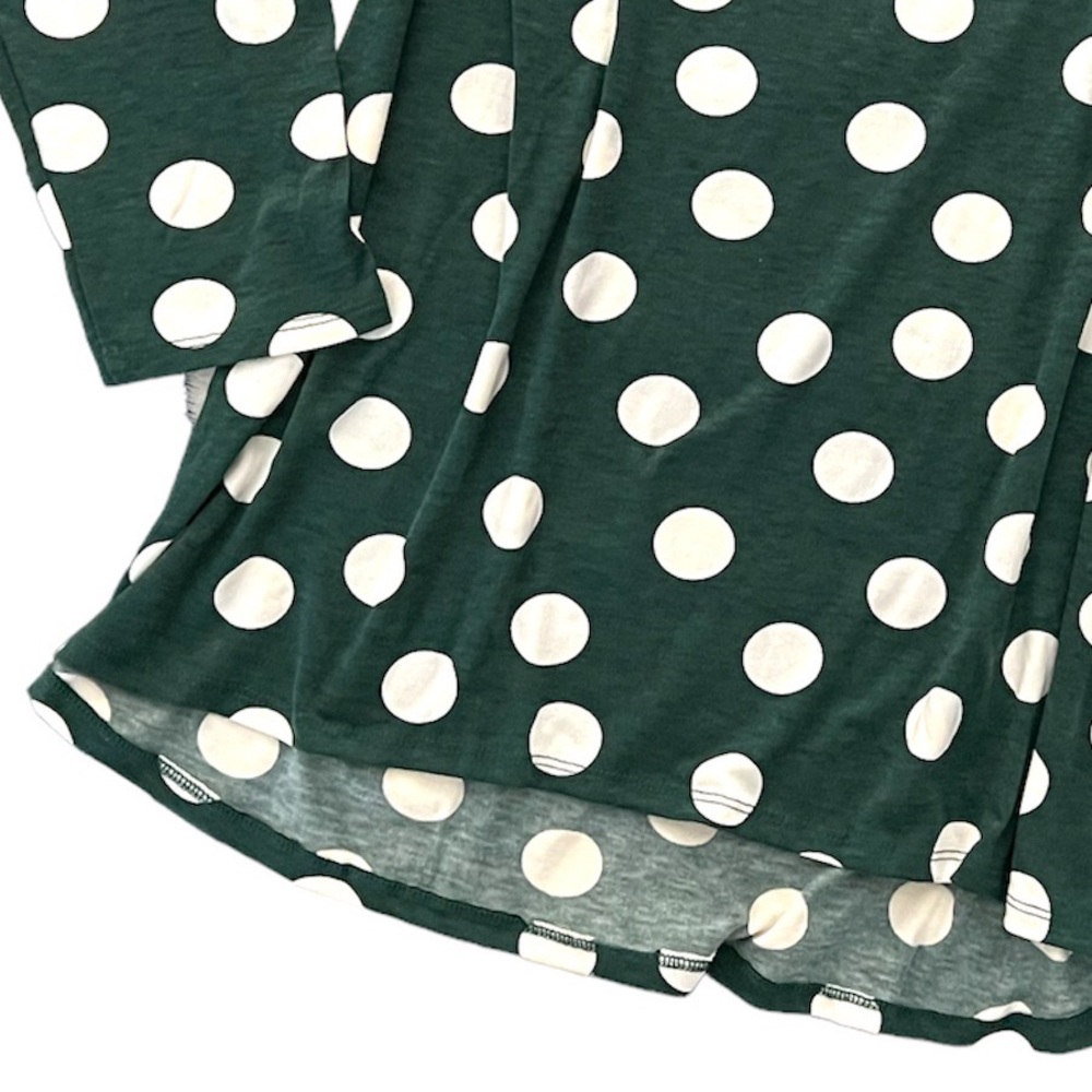 LuLaRoe Lynnae Top - Picture 2 of 3